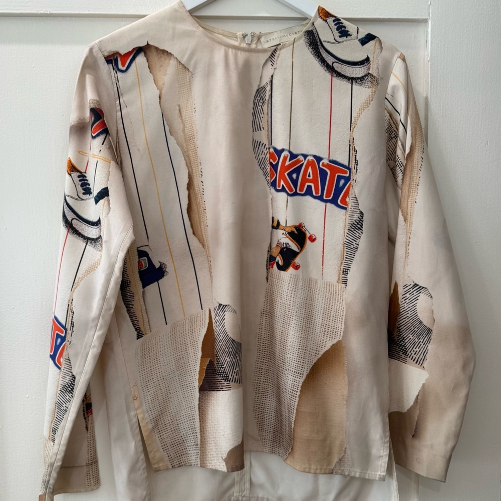 STELLA MCCARTNEY Skate paper print blouse 100% silk. Rare vintage.
